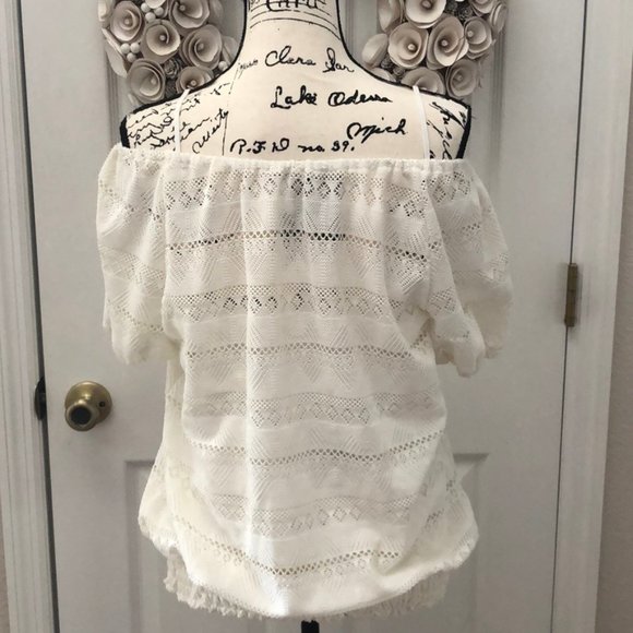 DONATED -2 piece cream Maria Gabrielle blouse - Picture 5 of 6